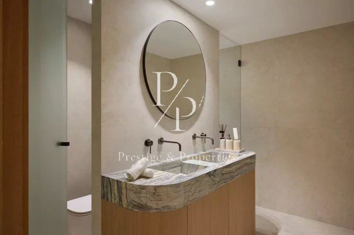 Image No.14-4 Bed Apartment for sale