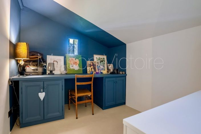 Image No.15-3 Bed House for sale