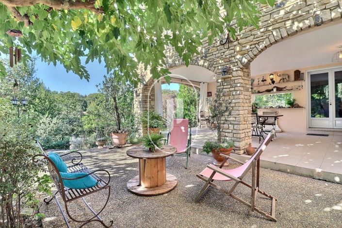 Image No.16-5 Bed House for sale