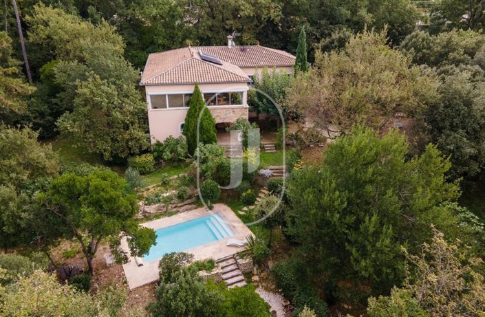 Image No.2-5 Bed House for sale