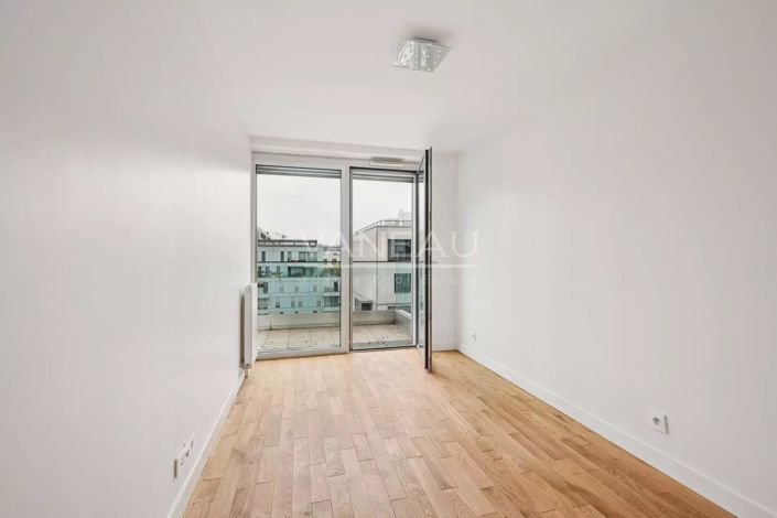 Image No.6-3 Bed Apartment for sale