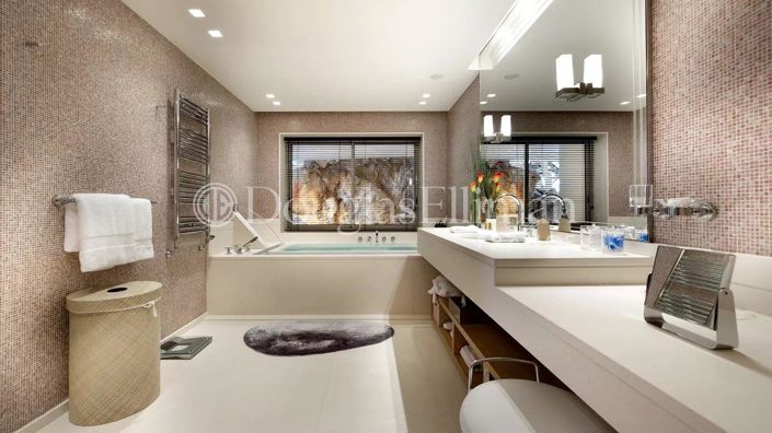 Image No.34-7 Bed House for sale