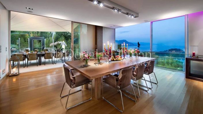 Image No.6-7 Bed House for sale