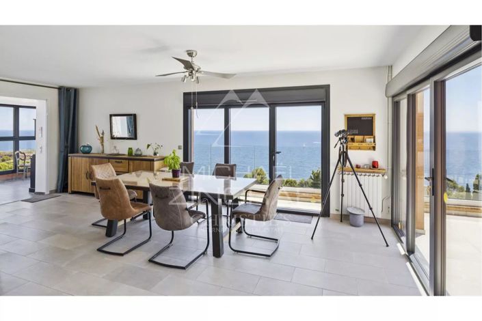 Image No.3-3 Bed House for sale