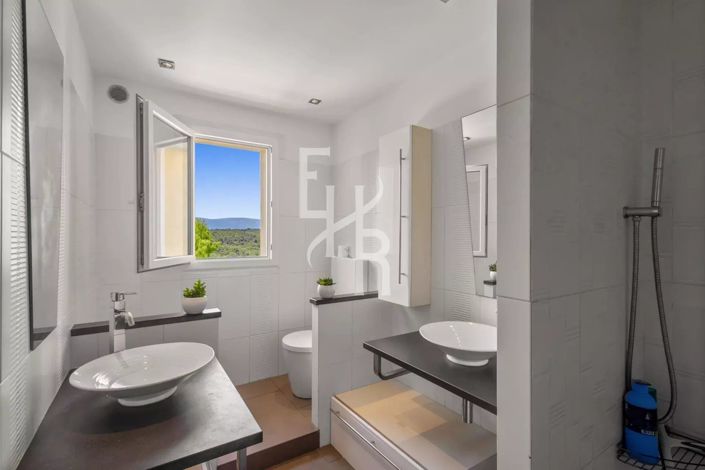 Image No.14-5 Bed House for sale