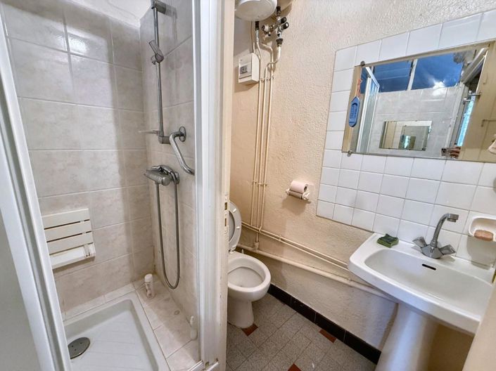 Image No.11-5 Bed House for sale