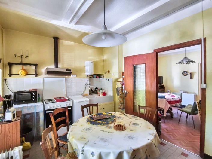 Image No.6-5 Bed House for sale