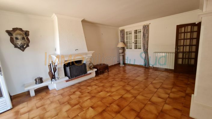 Image No.11-4 Bed House for sale