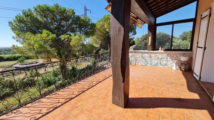 Image No.15-4 Bed House for sale