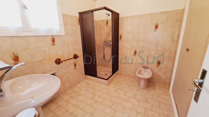 Image No.23-4 Bed House for sale