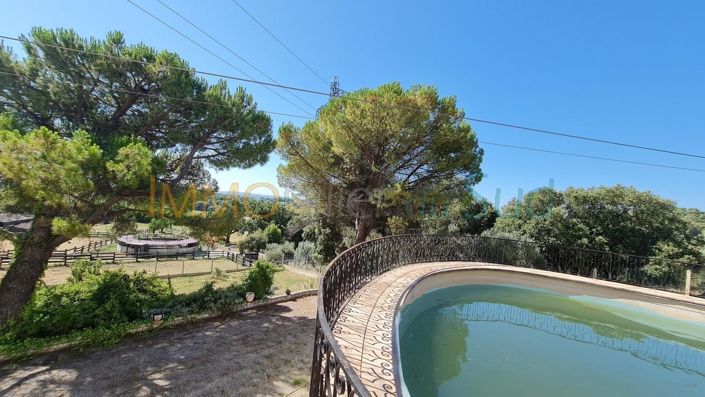 Image No.6-4 Bed House for sale