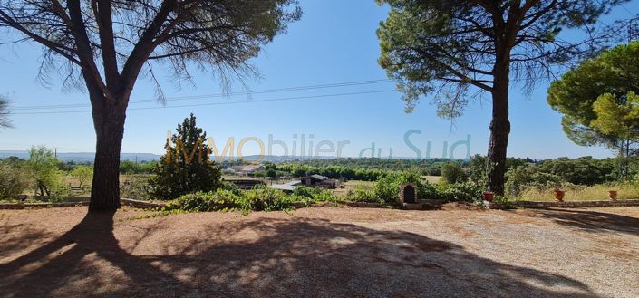 Image No.9-4 Bed House for sale