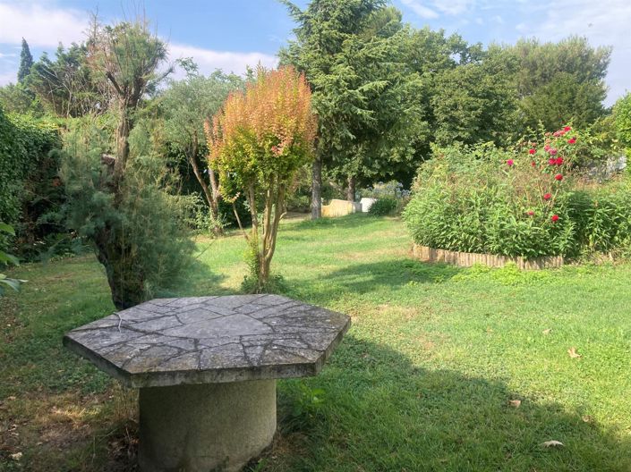 Image No.16-10 Bed House for sale