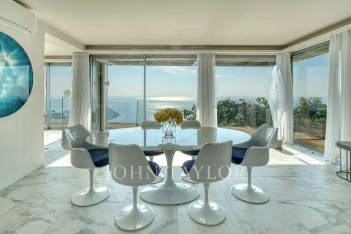 Image No.15-6 Bed House for sale