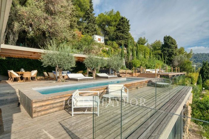 Image No.38-6 Bed House for sale