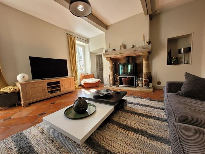 Image No.8-4 Bed House for sale