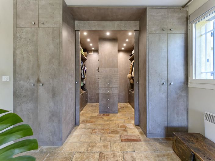 Image No.12-6 Bed House for sale