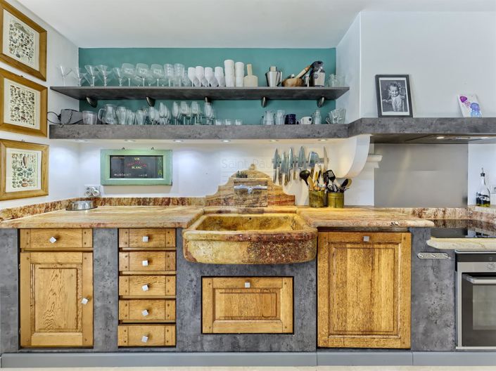 Image No.4-6 Bed House for sale