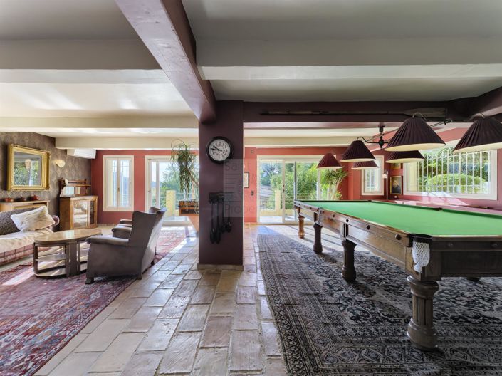 Image No.7-6 Bed House for sale