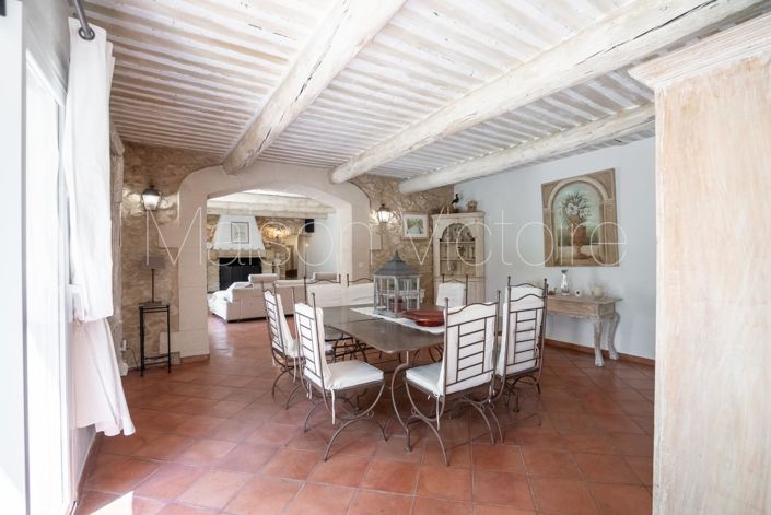 Image No.14-13 Bed House for sale