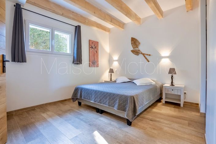 Image No.21-13 Bed House for sale