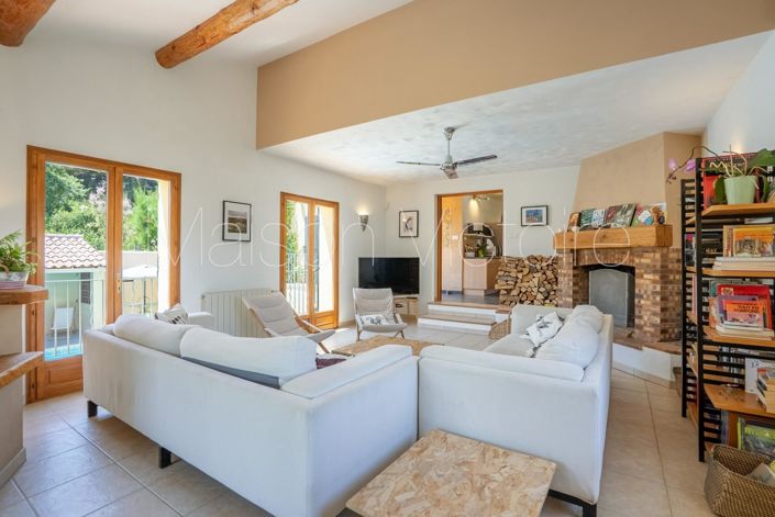 Image No.18-3 Bed House for sale