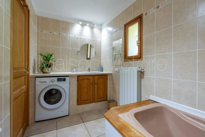 Image No.24-3 Bed House for sale