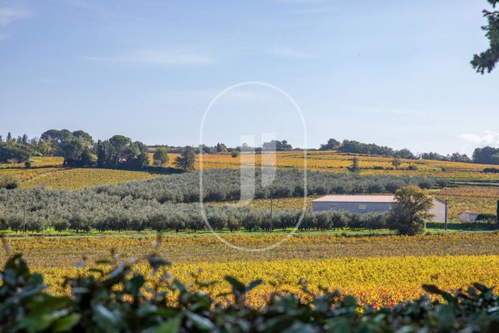 Image No.13-3 Bed House for sale