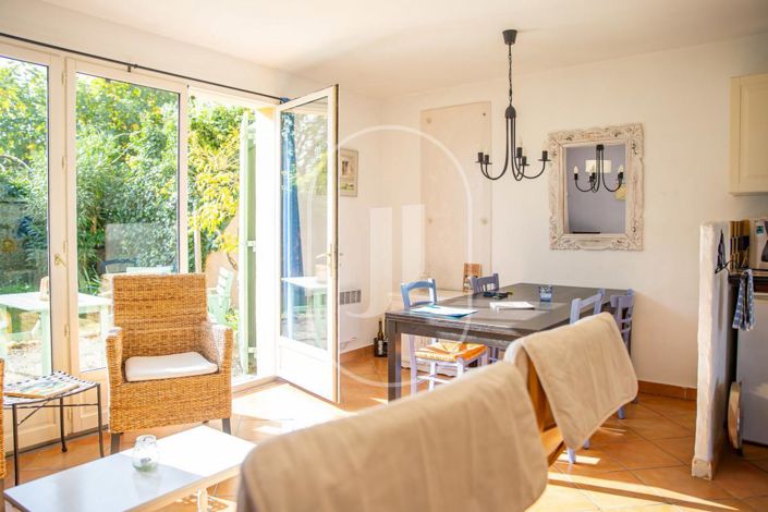 Image No.5-3 Bed House for sale