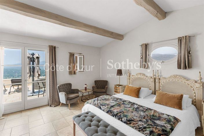 Image No.19-7 Bed House for sale