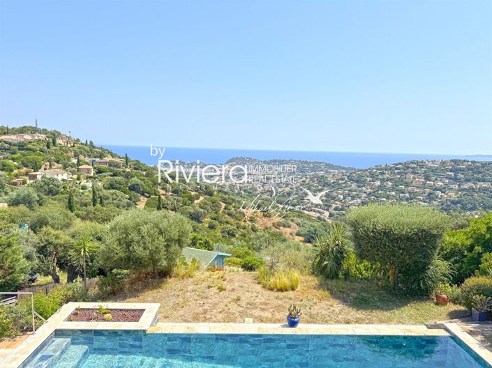 Image No.8-4 Bed House for sale