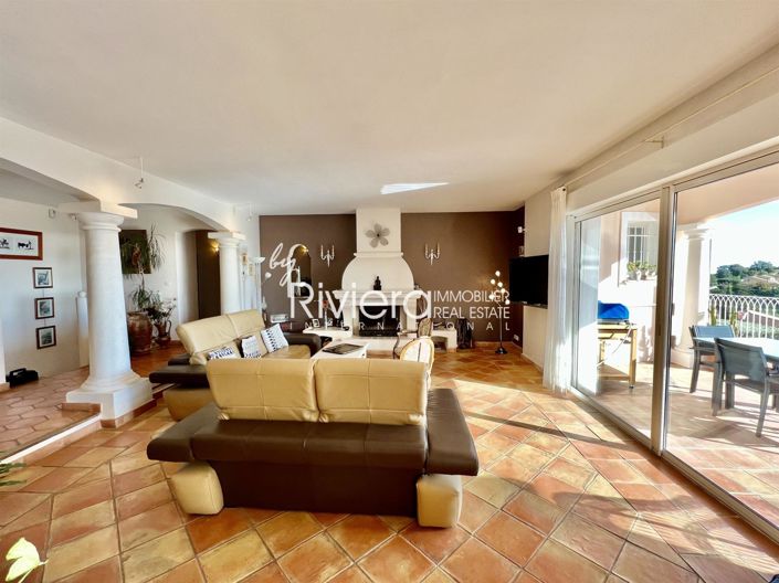 Image No.10-4 Bed House for sale