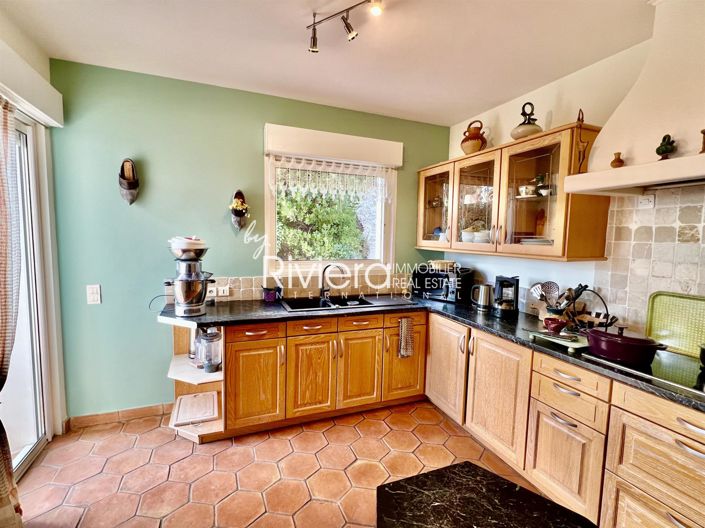 Image No.14-4 Bed House for sale