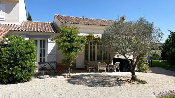 Image No.6-4 Bed House for sale