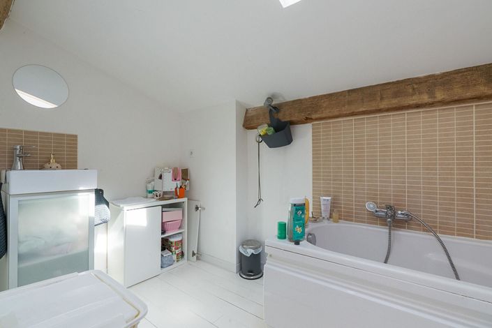 Image No.17-4 Bed House for sale