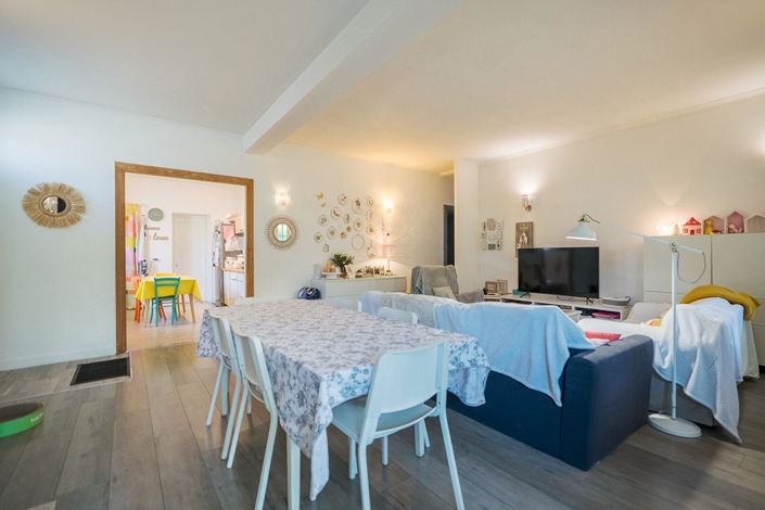 Image No.7-4 Bed House for sale