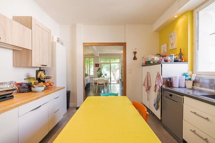 Image No.8-4 Bed House for sale