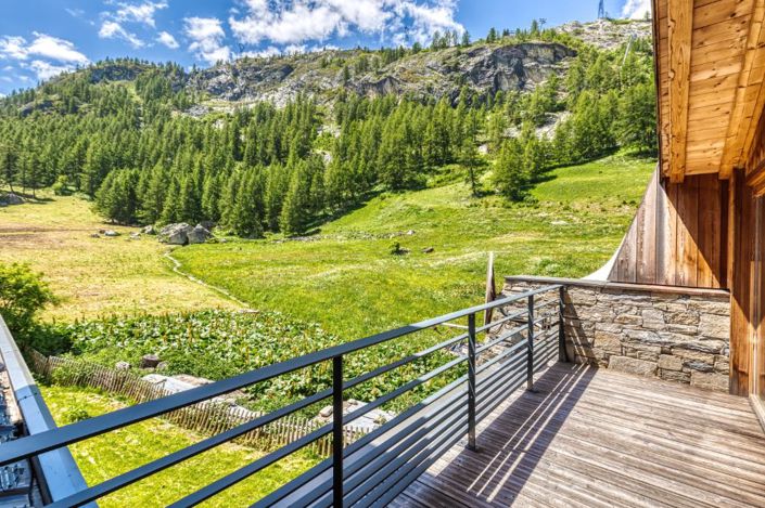 Image No.10-12 Bed House for sale