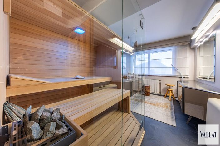 Image No.9-3 Bed Apartment for sale