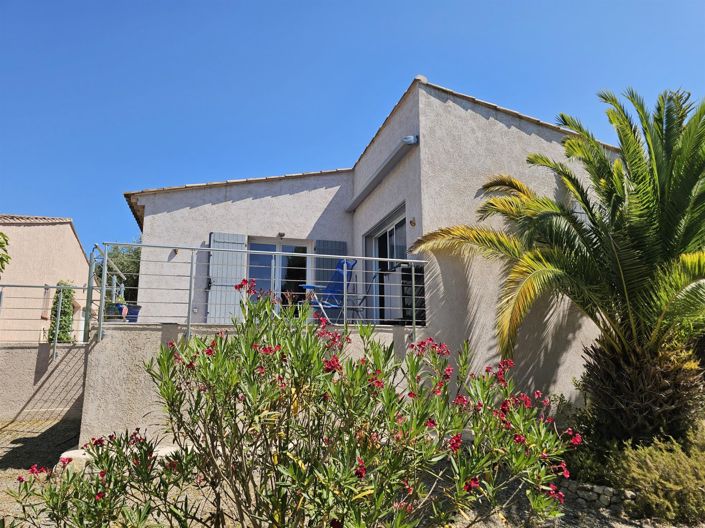 Image No.17-6 Bed House for sale