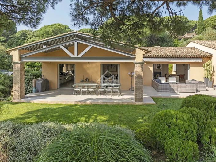 Image No.2-4 Bed House for sale