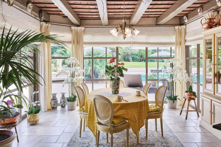 Image No.6-6 Bed House for sale