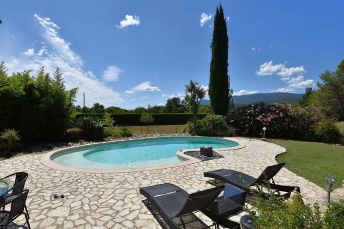 Image No.18-5 Bed House for sale