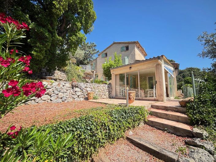 Image No.1-5 Bed House for sale