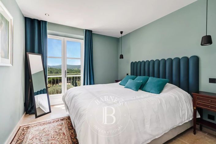 Image No.13-4 Bed House for sale