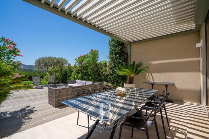 Image No.4-4 Bed House for sale