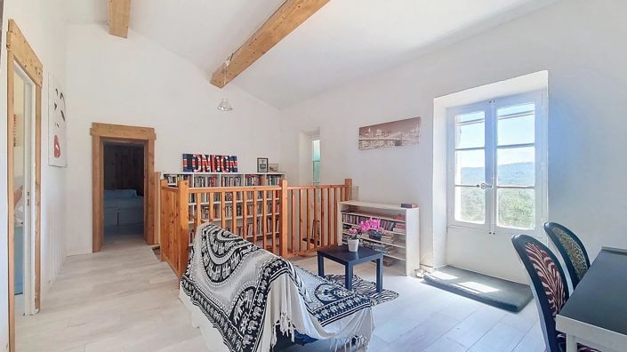 Image No.13-7 Bed House for sale