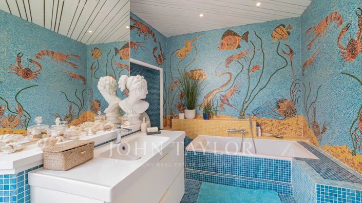 Image No.11-5 Bed Apartment for sale