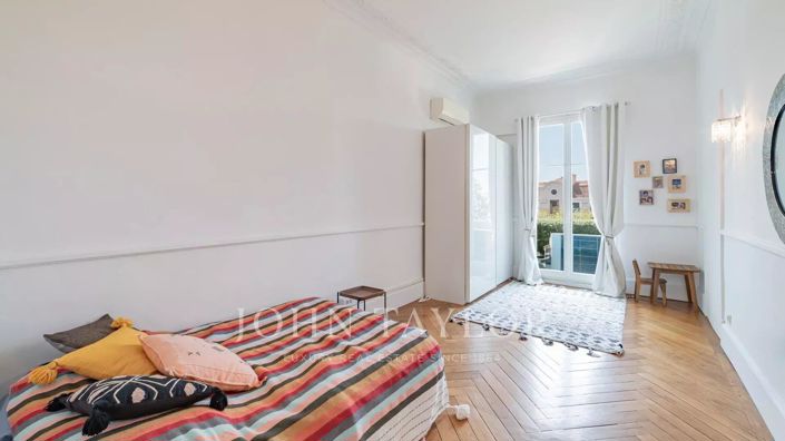 Image No.8-5 Bed Apartment for sale