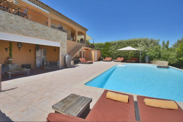 Image No.11-7 Bed House for sale